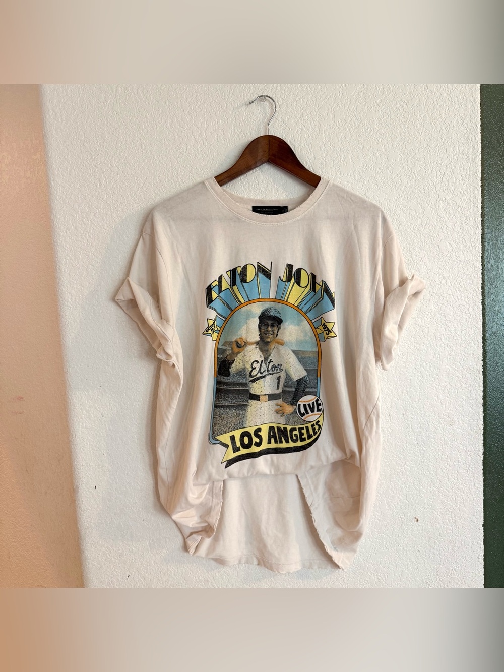 Junk Food Unisex Shirt Elton John Rocket Man Rock Beige Baseball Size XL